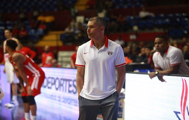 Manuel Hussein en el juego del domingo.
