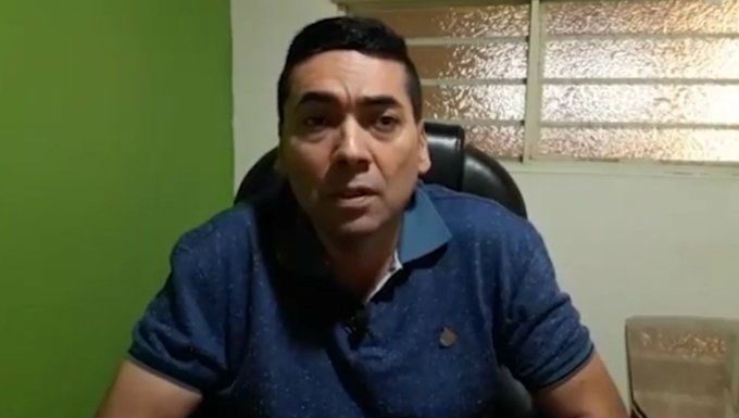El presidente de ese partido, Omar Yepes Alzate, repudió el "cobarde asesinato" de Betancourt y reclamó al Gobierno "medidas especiales" para detener la violencia política que "amenaza la tranquilidad del país".