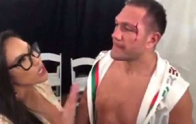 La actitud del boxeador ha sido muy criticada en las redes sociales.