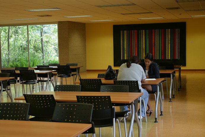 Anualmente hay más de 100 mil consultas en la Biblioteca Nacional, Binal. Foto: Panamá América.