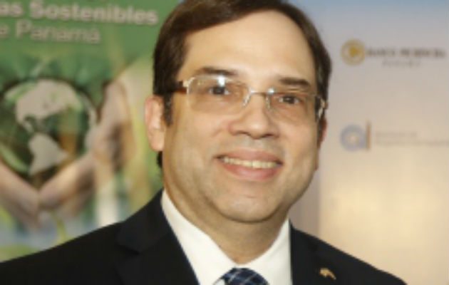 Gerente del BNP Rolando De León de Alba está preocupado ante situación de la entidad.