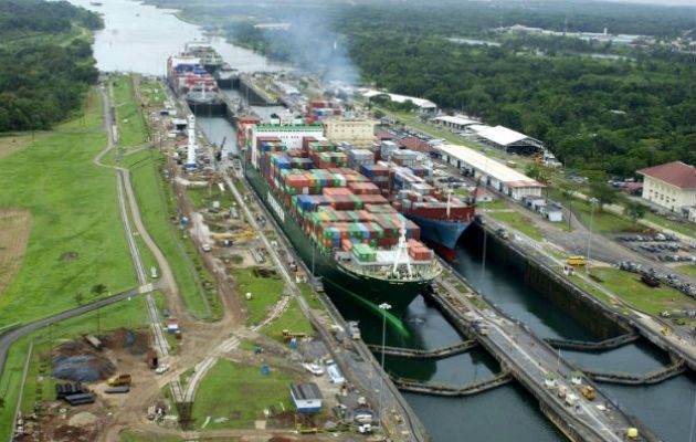 La ampliación consiste en un tercer carril por donde pasarán barcos Neopanamx/Archivo.