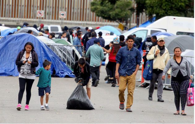 El Departamento de Justicia de EEUU informó de que "en general" ya no son elegibles para el asilo las víctimas de violencia doméstica o de pandillas ni las de abuso sexual.