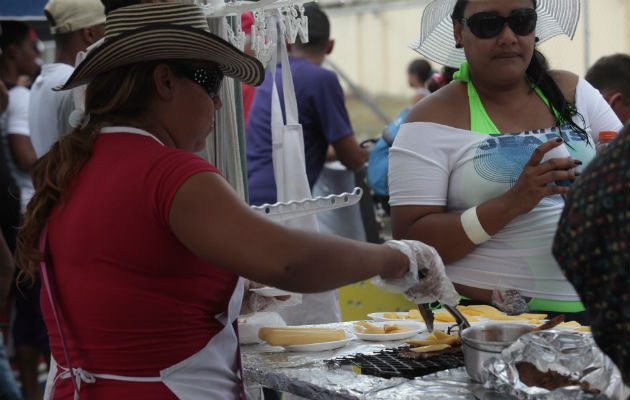 Unas 366 personas se inscribieron para participar de la tómbola que se realizó en el Centro de Convenciones ATLAPA.