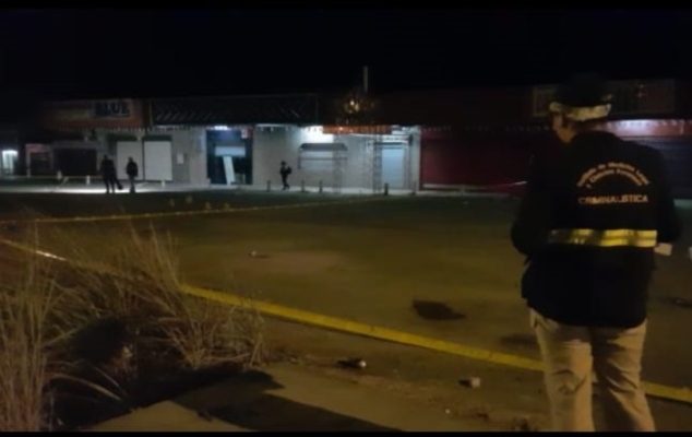 Johan Alvarado falleció en las inmediaciones de un local de diversiones en Chilibre, mientras que su primo Alejnadro Grant de 24 años fue atendido en Colón y también falleció.