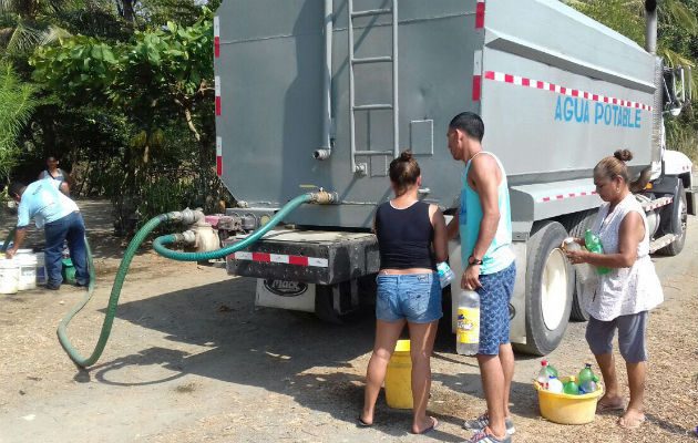 Más de 20 mil personas enfrentan la falta de agua. Foto/ José Vásquez