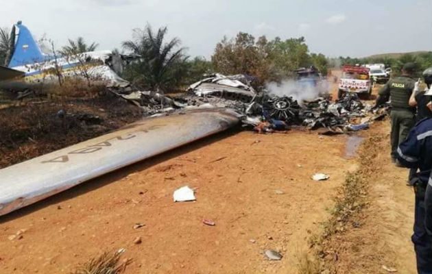 Según la Aeronáutica Civil, el avión de matrícula HK-2494, que cubría la ruta entre San José del Guaviare, capital del departamento del Guaviare, y Villavicencio "se declaró en emergencia" hacia las 10.40 locales.