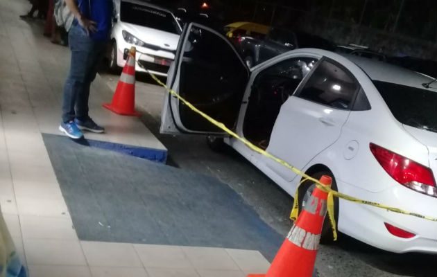 Dos personas heridas fue el resultado de un tiroteo que se registró la noche del jueves en las afueras de la ciudad de Colón.