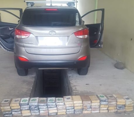 Ambas funcionarias fueron aprehendidas en el puesto de Control de Guabalá en el distrito de Tolé en la provincia de Chiriquí con 74 kilos de cocaína. Foto/José Vásquez