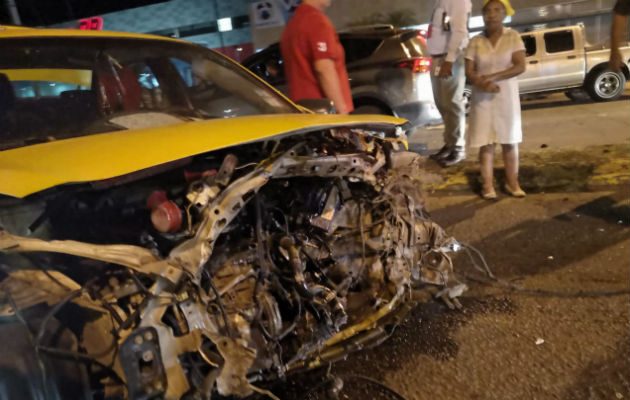 El accidente se da cuando uno de los vehículos involucrados perdió el control en David, Chiriquí. 