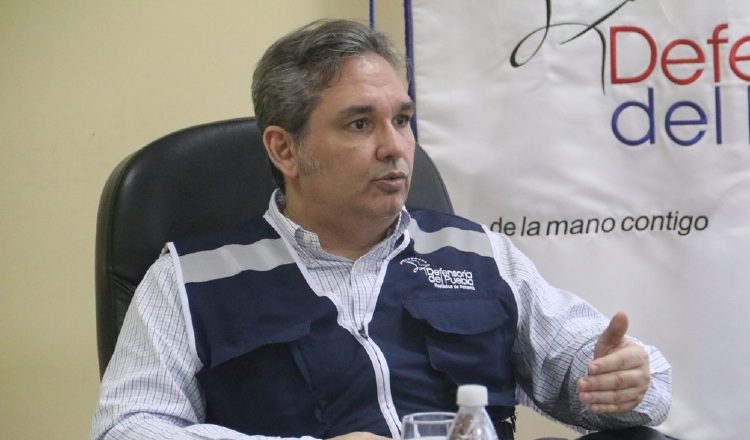 "Pueden venir a investigar a la Defensoría". /Foto Archivo