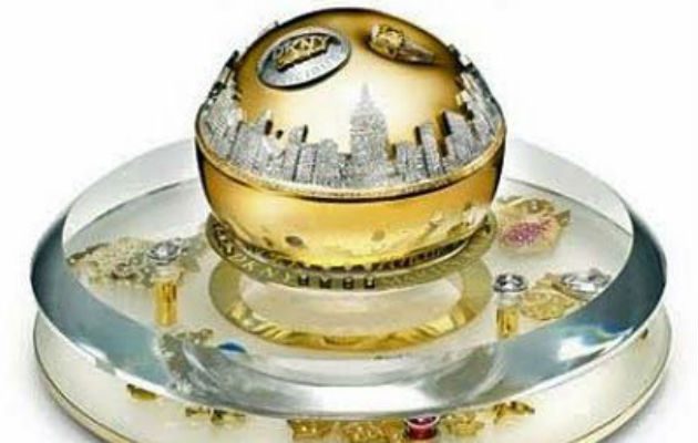 DKNY Golden Delicious