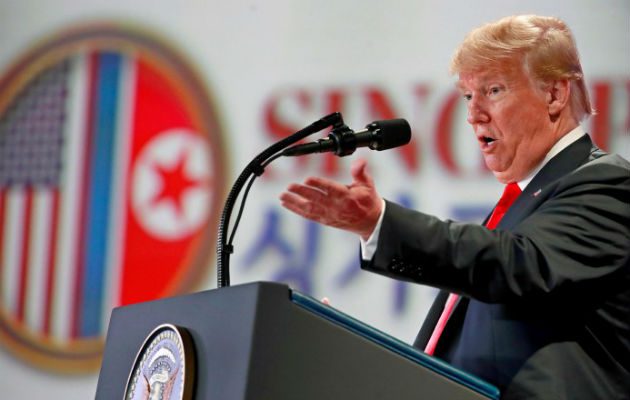 Trump ha advertido de que si no se consigue un acuerdo, elevaría los aranceles.  EFE