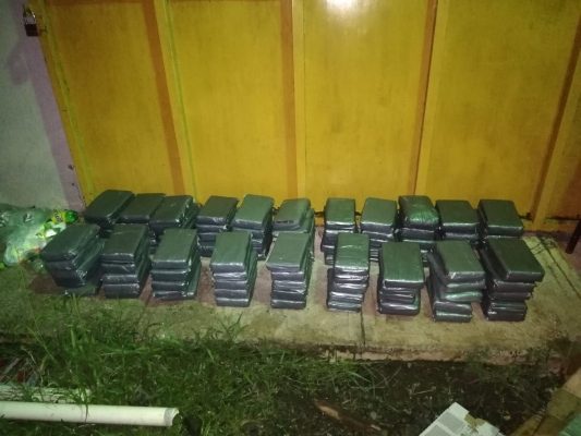 La sustancia ilícita estaba embalada dentro de cartones comprimidos. Foto/Eric Montenegro