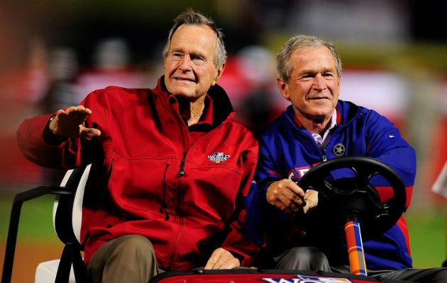 Desde la Casa Blanca, Bush "41" lideró el fin de la Guerra Fría, la primera guerra del Golfo y la invasión de Panamá mientras la Unión Soviética se derrumbaba y Alemania se reunificaba.