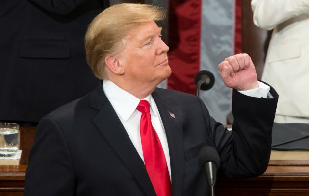 La Casa Blanca está "al tanto de contactos significativos entre oficiales generales y simpatizantes de la Asamblea Nacional".