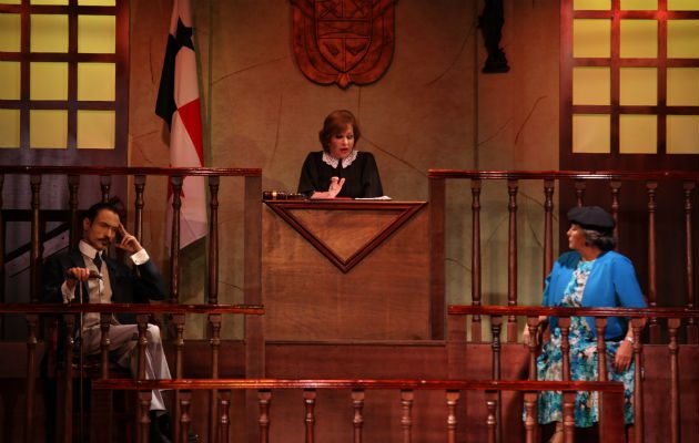 Otra escena de la obra 'El veredicto', de Juan David Morgan y Ernesto 'Neco' Endara. Foto: Archivo.