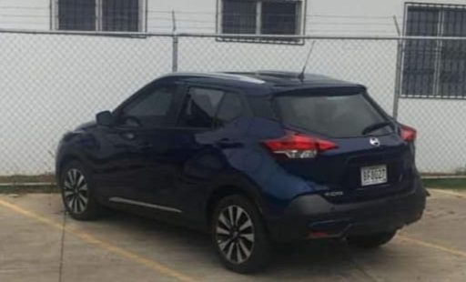 Las autoridades buscan el auto de Francisco Trejos, una camioneta azul oscura, con matrícula BF8027.