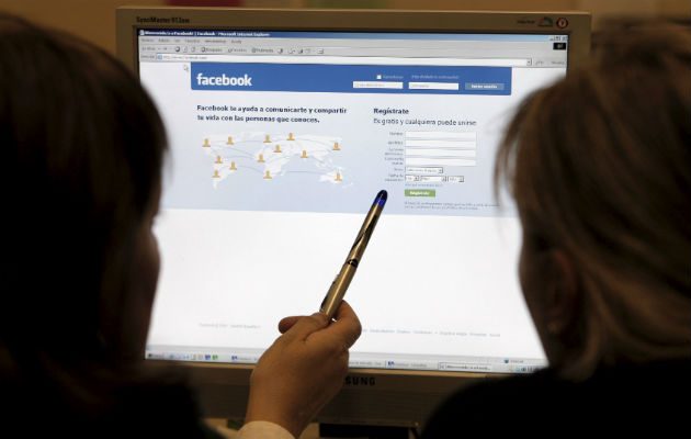 Facebook anima a los políticos de EE.UU.