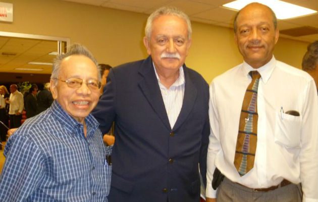 César Young, Alfonso Gómez Santos y Modesto Tuñón.
