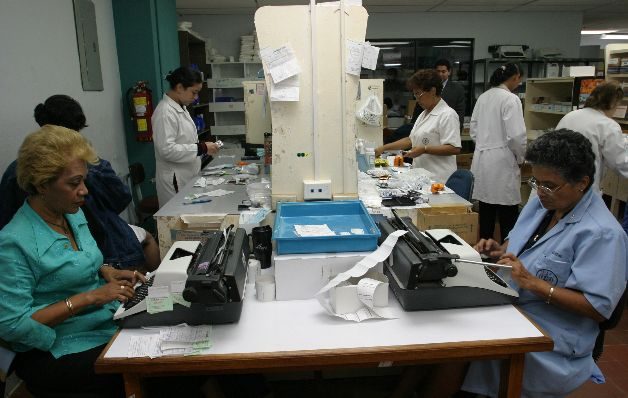 Planilla estatal aumenta, a pesar de plan de contención