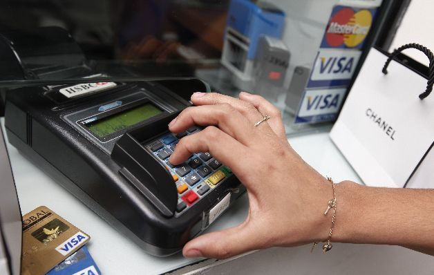 Ahorre plata al comprar con su tarjeta de crédito