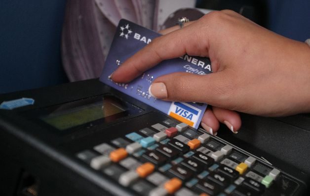 Ahorre plata al comprar con su tarjeta de crédito