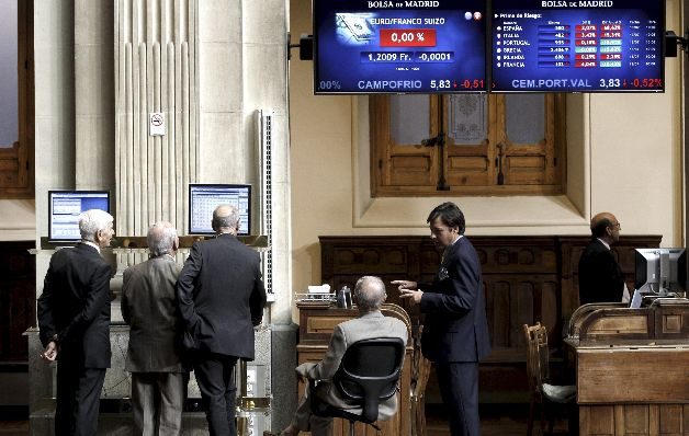 Bolsa española cae, tras datos de paro de EE.UU. 