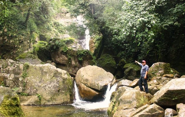  La impresionante cascada El Bermejo del parque  Santa Fe 