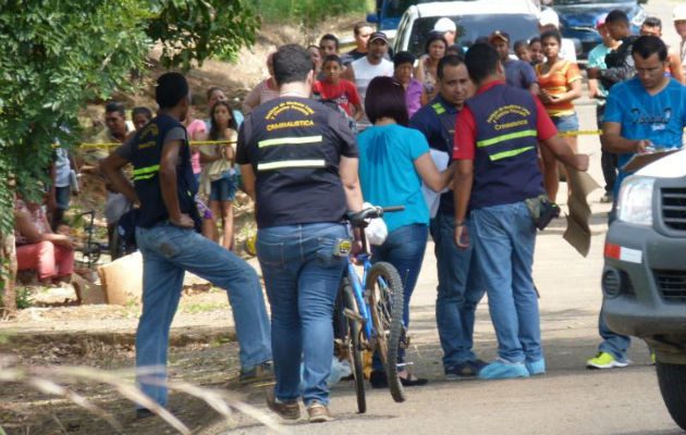 La bicicleta del occiso presentaba golpes en la llanta trasera./ Foto: Thays Domínguez