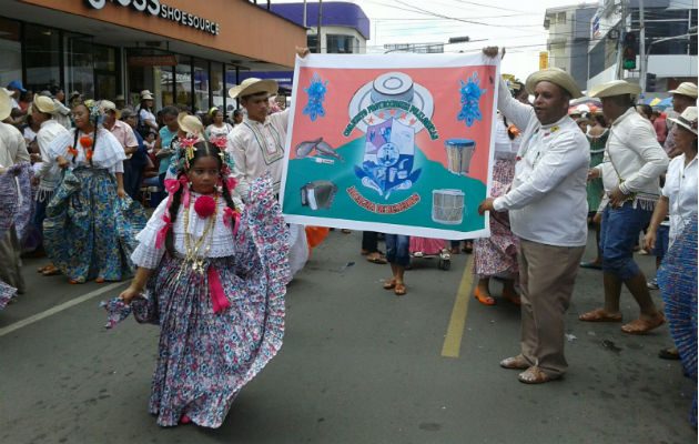 Desfile folclórico de Chitré.  /  Foto: Thays Domínguez