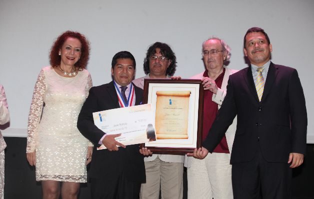 Javier Alvarado (poesía)  