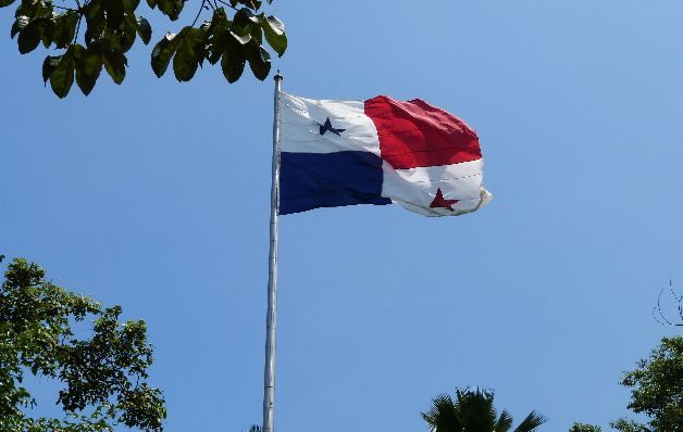 Los vates Amelia Denis de Icaza, Ricardo Miró  y Demetrio Korsi se inspiraron en su amado terruño.