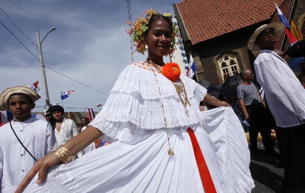 Colón celebra fiesta del 5 de Noviembre 