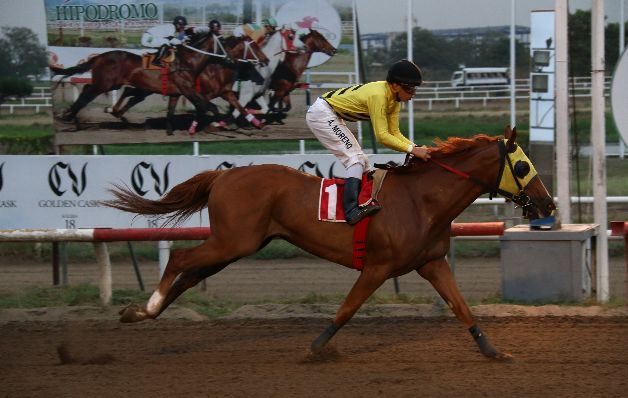 Victor Go Even será uno de los protagonistas de la primera carrera de la jornada.  / David Beitía