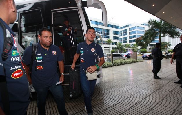 'Ticos' prefirieron quedarse en el hotel