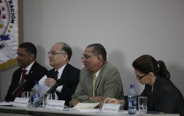 El Pacto de Estado por la Justicia realiza escrutinio público que ha sido catalogado como un "show" por sectores políticos y de la sociedad civil.  / Víctor Arosemena