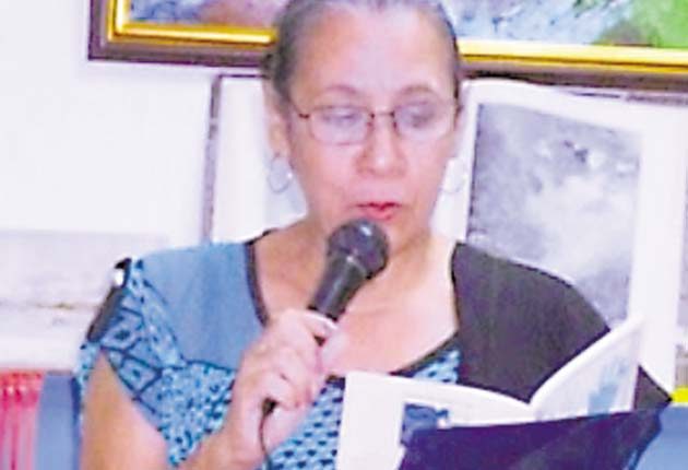 Donna Petrocelli de Him