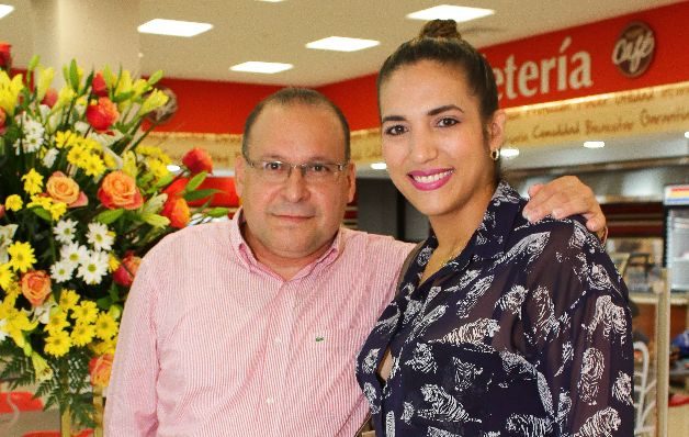 5. Amado Barrios y Yarenis Véliz. 