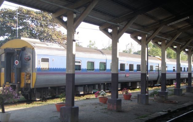   Tren Tailandia- Camboya abrirá a finales de 2016 