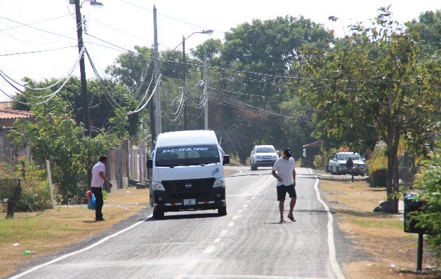 Puede también llegar a este lugar en bus con aire acondicionado. 
