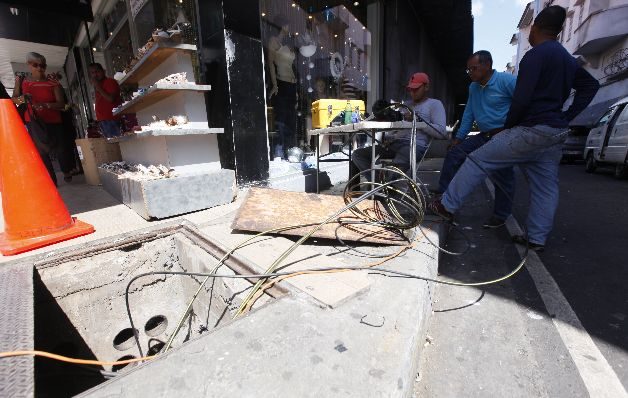  The underground cables project still recorded large arrears, however, the tax to finance it have been charged to the consumers for three years. / Archive