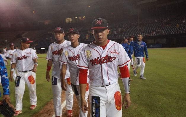 Los pupilos de Carlos César Maldonado tratarán de seguir con paso arrollador  esta noche en el Campeonato Nacional de Béisbol Juvenil.  / Foto Anayansi Gamez