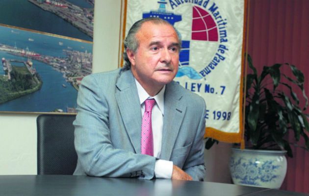 De La Lastra es miembro del Partido Popular y labora en la AMP.