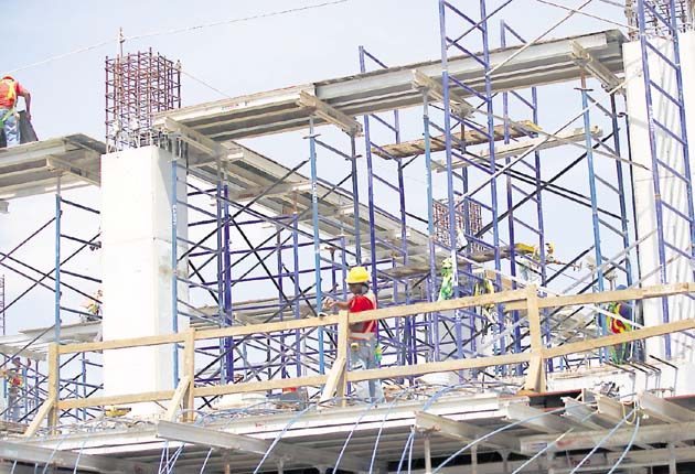 El aporte que hace el sector construcción al producto interno bruto se desaceleró en 2015, al pasar de un crecimiento de 14% en 2014 a 6.8% en el 2015. /Archivo