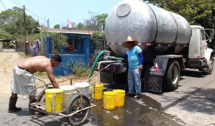 La población sigue confrontando problemas con el agua potable en el distrito de Bugaba.