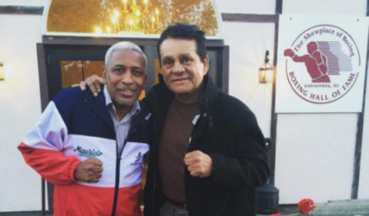 Hilario Zapata junto a Roberto Durán en Canastota. /Foto Tomada de Instagram