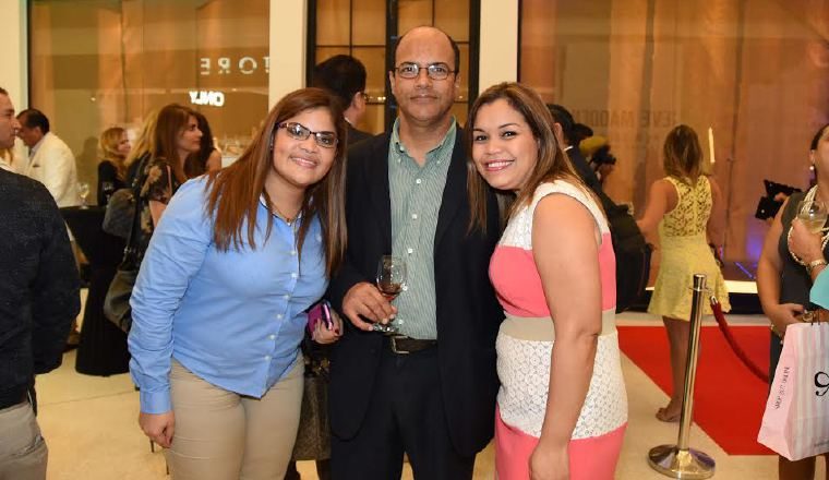 2. Milena Santa María, Rafael García y Yulybel Solís.