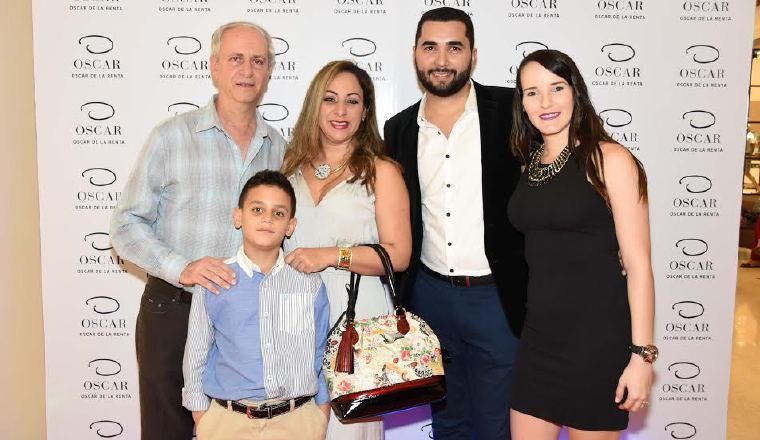 3. Barouh Mishaniye, Moshe, Anabel, Johan Noffra y Mónica Polanco.