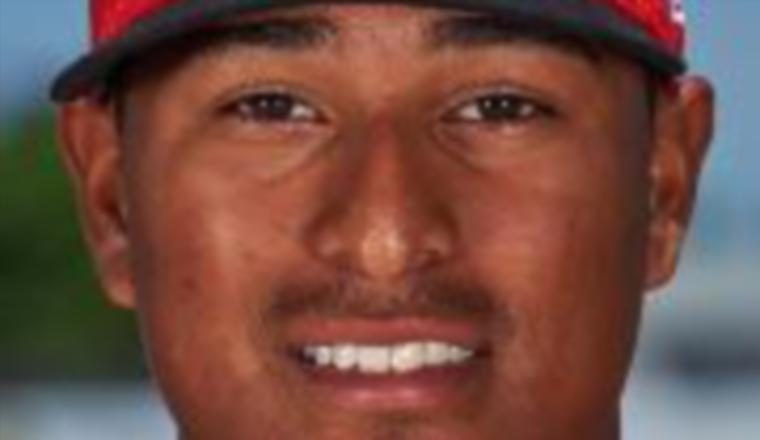Marlins de Miami, Jhonny Santos: El oriundo de Puerto Armuelles, en el occidente de la provincia de Chiriquí. El prospecto número 29 de los Marlins batea .238 en los últimos 10 partidos en la Clase A Corta.